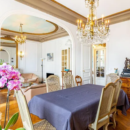 דירה Guestready - An Exquisite Victorian Experience