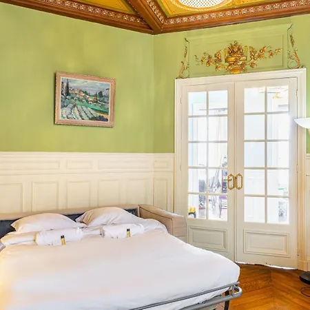 Guestready - An Exquisite Victorian Experience
